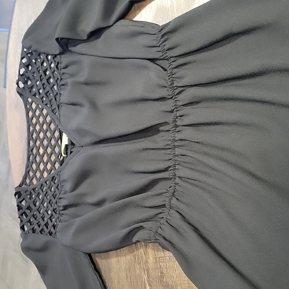 Gianni Bini XS Black Long Sleeve Dress with Lattice Neckline - Picture 5 of 5